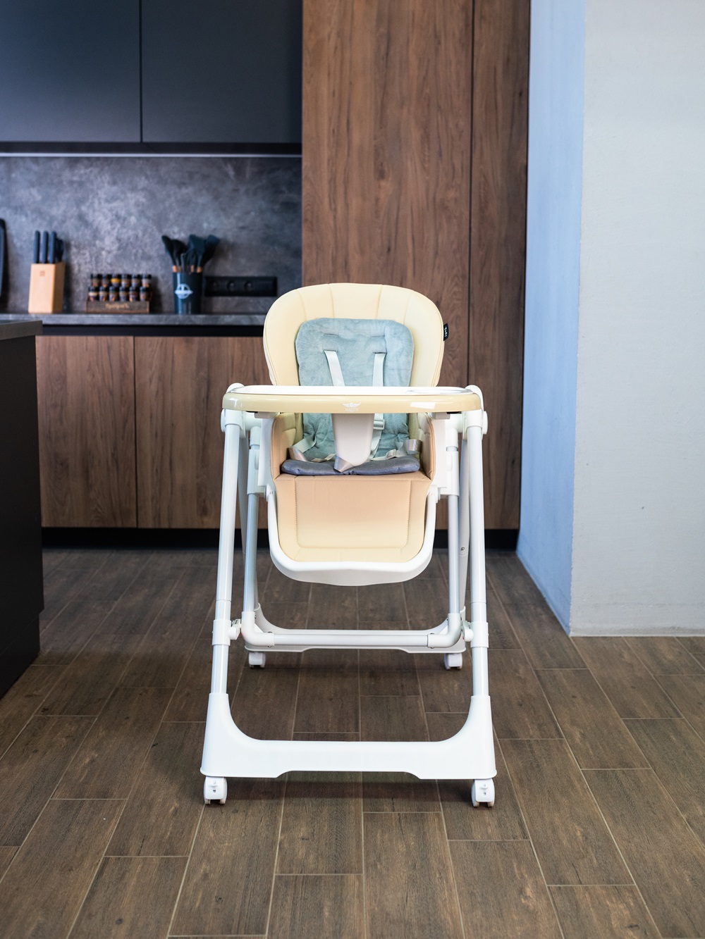 Стульчик для кормления Martin Noir Sirius + 3 в 1