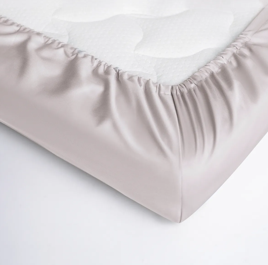 Простынь на резинке Perina 120х60